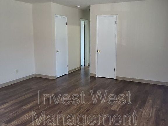 3rd image of 6409 Kansas St Unit E