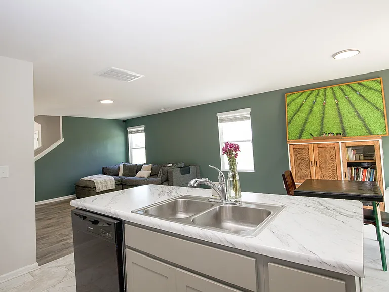429 Century Ln — Photo 15
