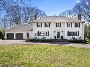 100 Albion Rd, Wellesley, MA 02481