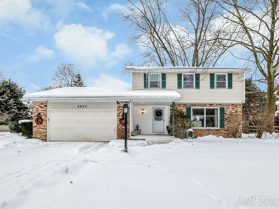 5622 Far Hill Dr SE, Grand Rapids, MI 49546 | Zillow