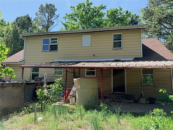 2nd image of 1409 N Spring Rd