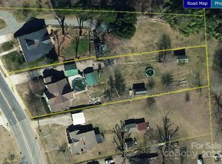 76 Duke St, Granite Falls, NC 28630