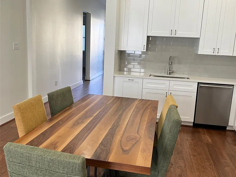 10330 Grove Row Ave — Photo 11