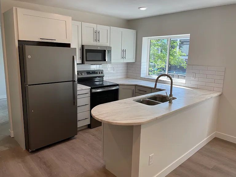 307 W 3rd St #201 — Photo 1