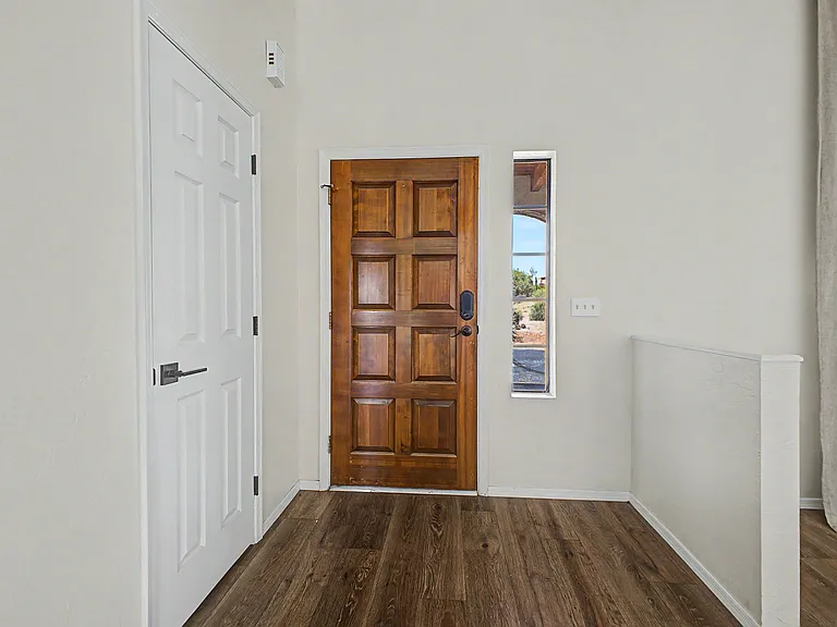 4650 N Paseo De Los Cerritos — Photo 5