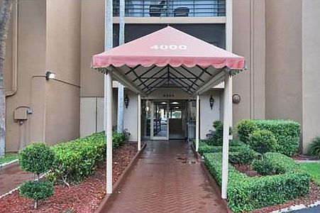 1st image of 4000 N Hills Dr APT 31