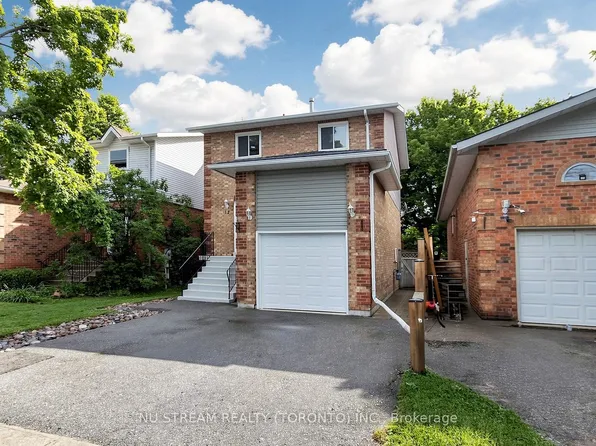 17 Newlands Ave, Georgina, ON L4P 3T3