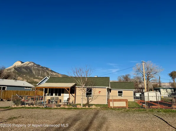 324 3rd St, Parachute, CO 81635