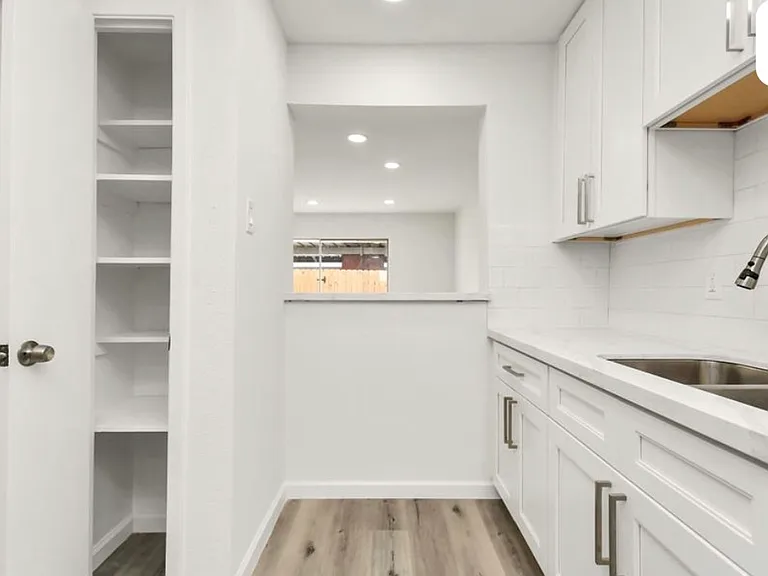 7849 Leonora St — Photo 7