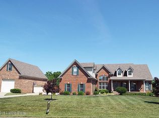 180 Willowbrook Dr, Fisherville, KY 40023