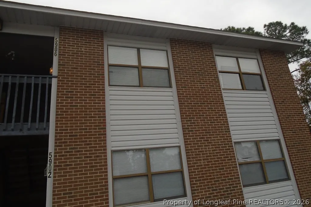 2 bed, 2.0 bath, 1000 sqft, $900 — Photo 1