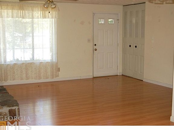 2nd image of 2848 Ancient Oak Ct