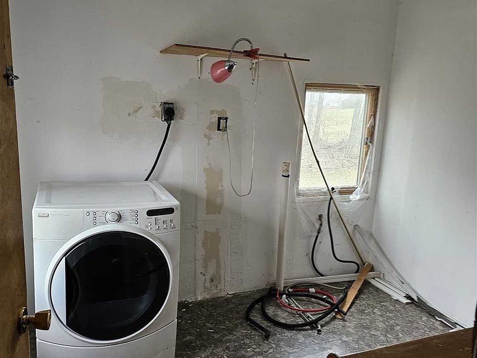 39 S High St Bloomingburg, NY, 12721 Apartments for Rent Zillow