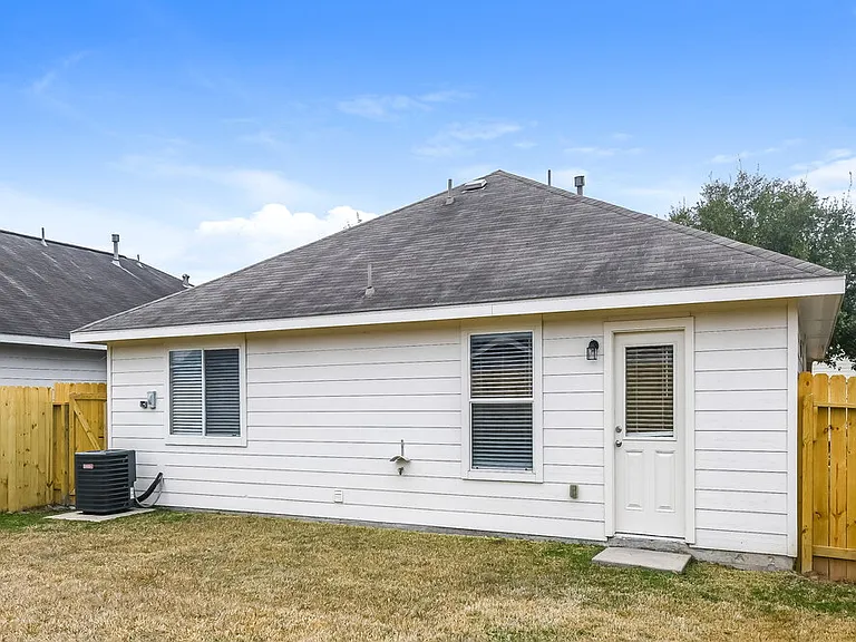 3426 Owl Crossing Ln — Photo 15