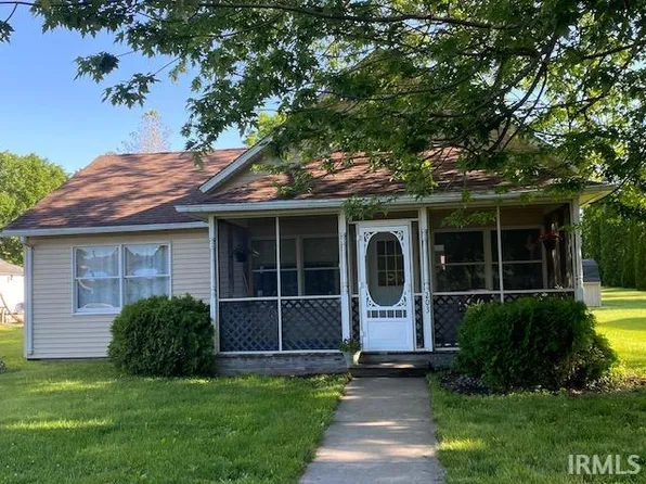 203 E Lincoln St, Ashley, IN 46705