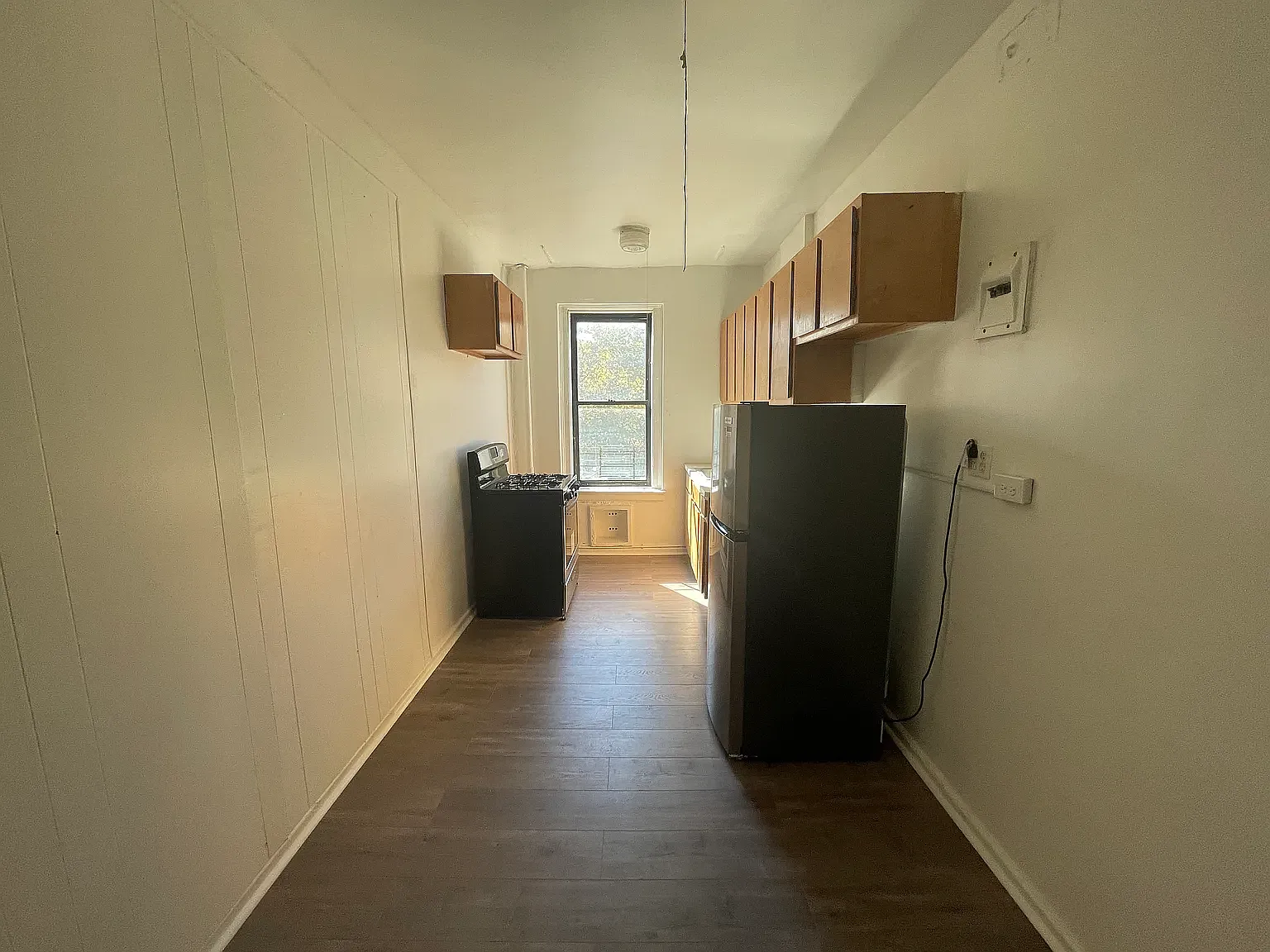 191 East 17th Street — Photo 4