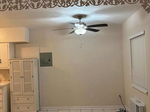 5th image of 1258 Alhambra Cir #1