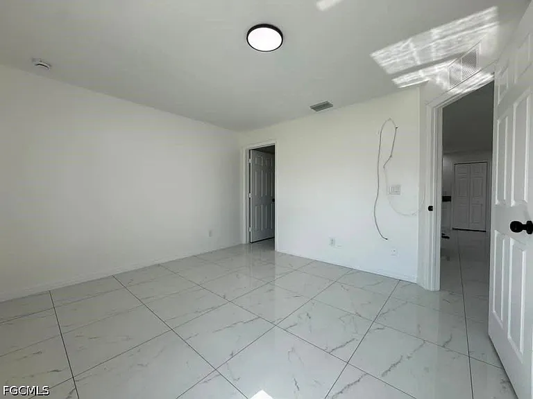 734 Ichabod Ave S — Photo 6