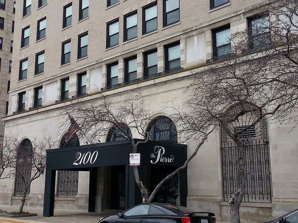 1st image of 2100 N Lincoln Park W #11B-S