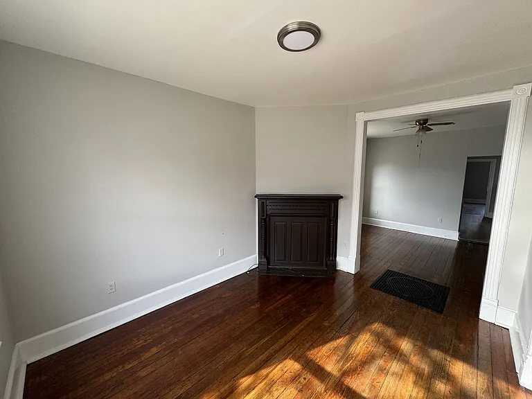 226 N Raleigh St — Photo 4