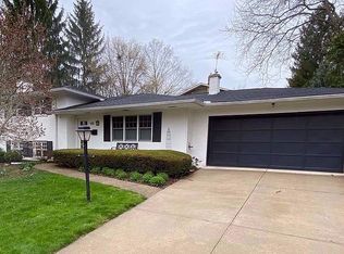 510 Dartmoor Rd, Ann Arbor, MI 48103