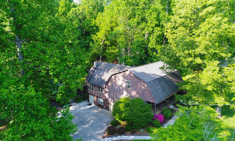 1st image of 6371 Grove Dr