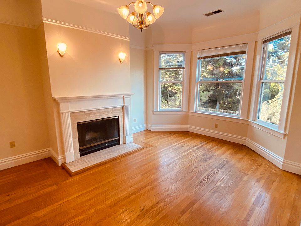 1st image of 927 Lincoln Way