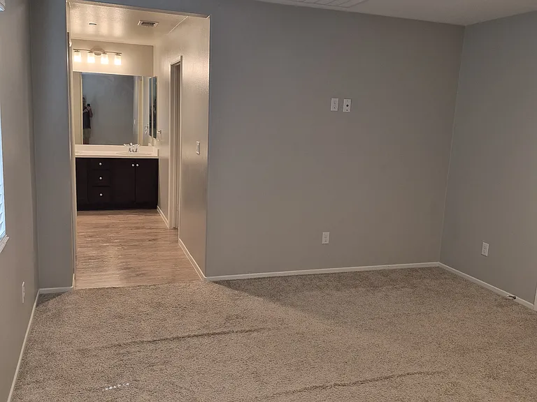 24292 Bay Laurel Ave — Photo 46
