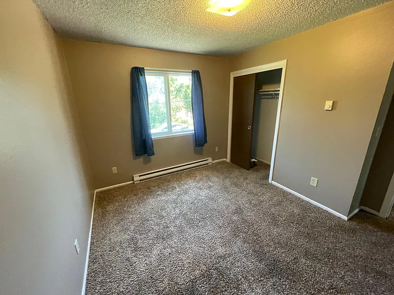 125 E 1st St #1 — Photo 6