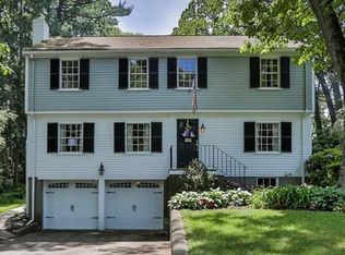 18 Outlook Rd, Wakefield, MA 01880