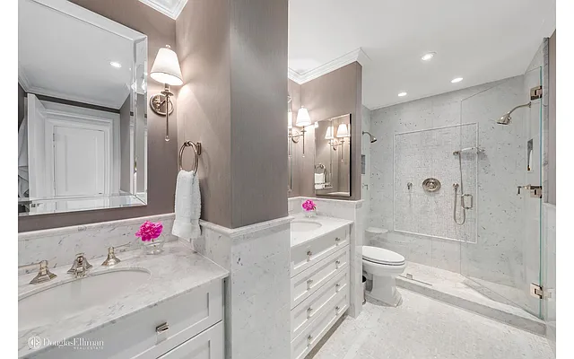 Sold by Douglas Elliman | media 18