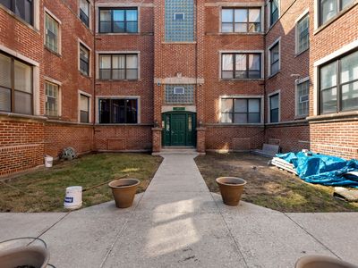 6104 S Dorchester Ave APT 2S, Chicago, IL, 60637