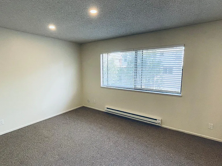 940 Kiely Blvd #K — Photo 9