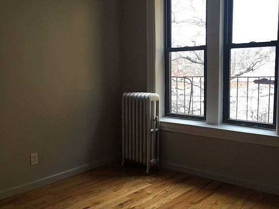 5th image of 8758 Bay Pkwy APT B19