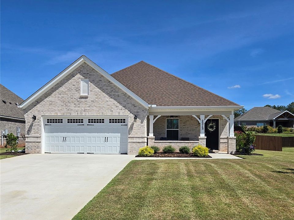 1st image of 2213 Beckwith Ln