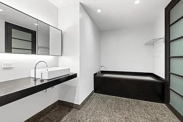 Rented by Compass | media 20