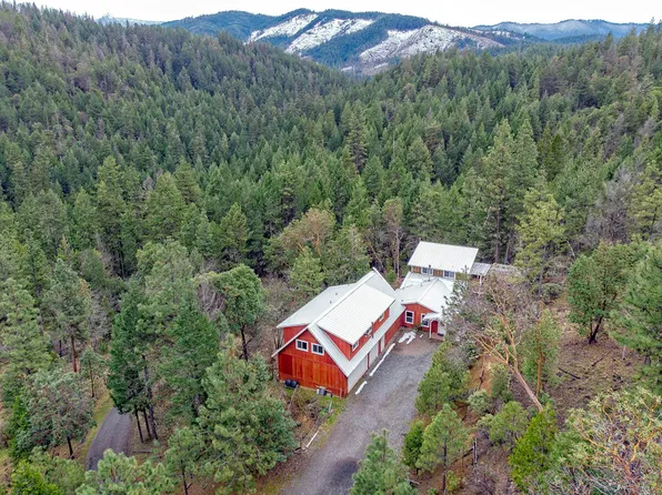 2734 Waters Gulch Rd, Jacksonville, OR 97530