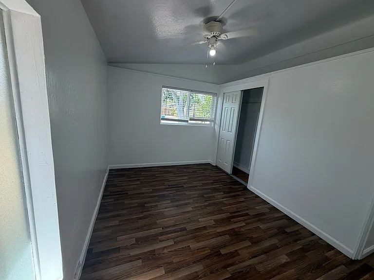 10670 Minette Dr — Photo 23