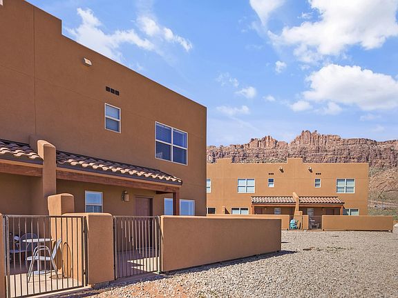 2nd image of 3853 S Red Valley Cir #22A1