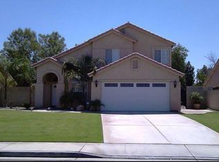 6711 Mountain Iron Dr, Bakersfield, CA 93313