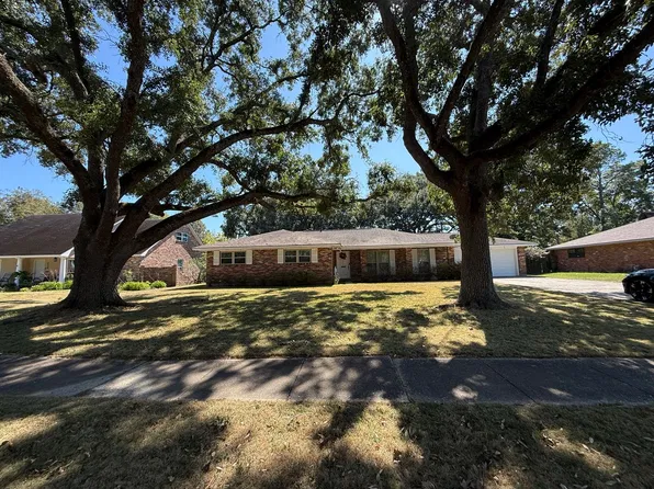 9320 Ventura Dr, Baton Rouge, LA 70815