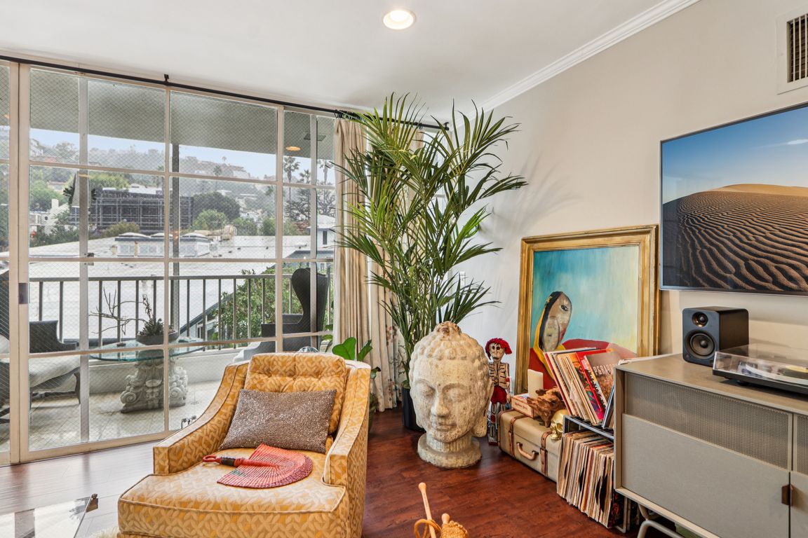 next background image