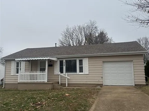 309 Oak St, Farmington, MO 63640