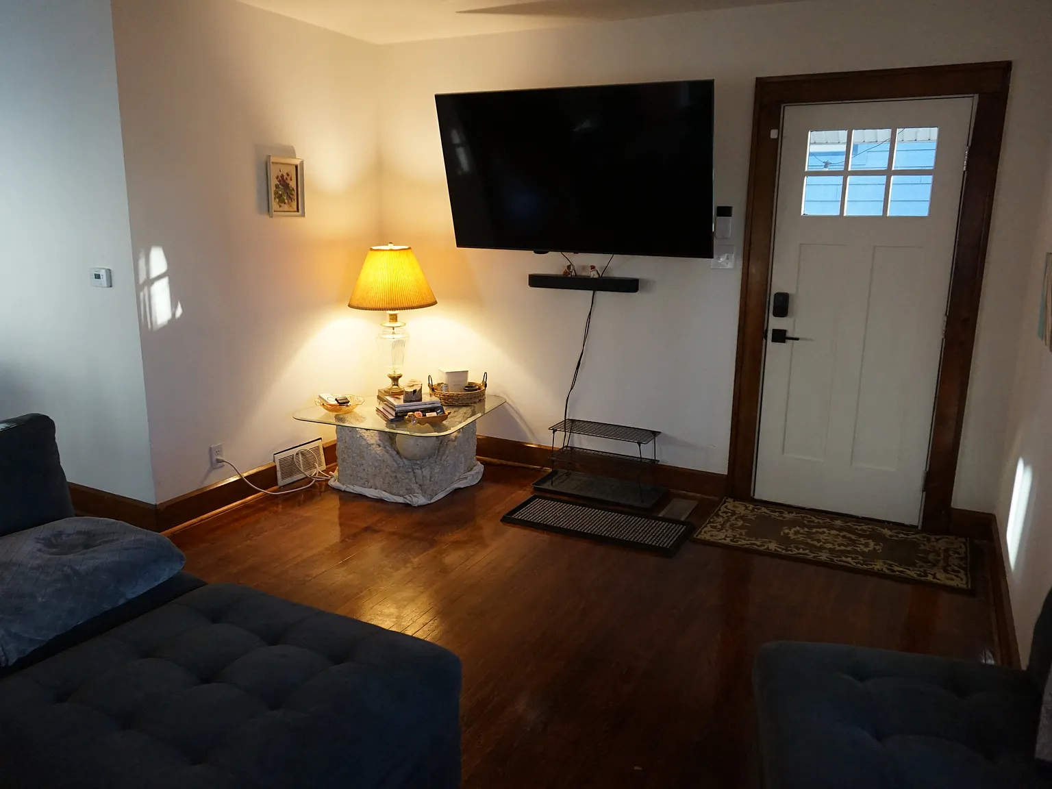 2 bed, 1300 sqft, $1,800 — Photo 3