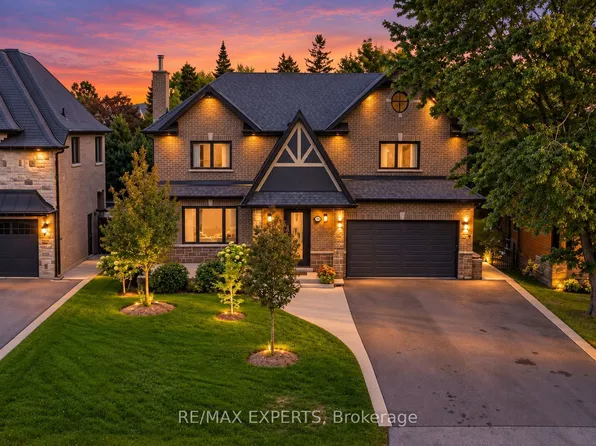 18 Gosling Rd, Vaughan, ON L6A 1E2