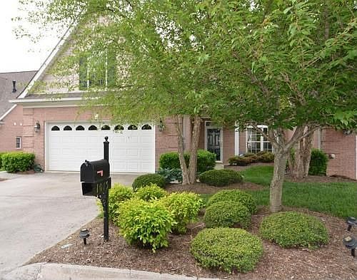 1st image of 1075 Creekside Village Way