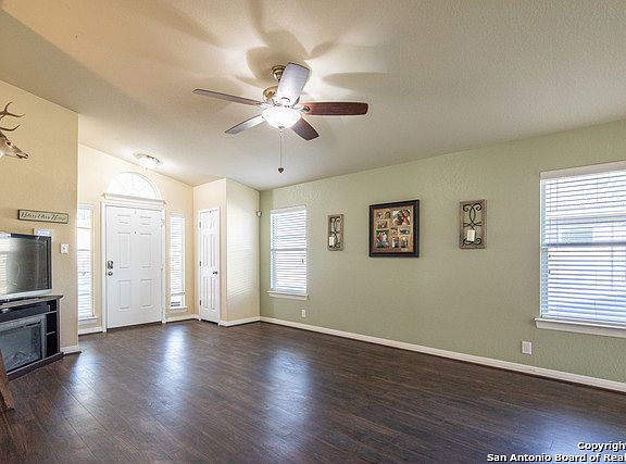 5th image of 2436 Kolton St