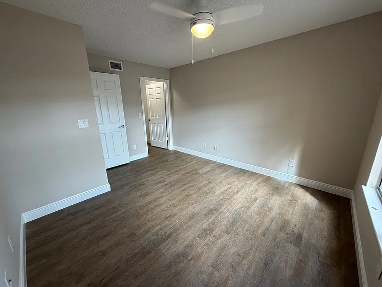 2226 Arbour Walk Cir #1913 — Photo 10