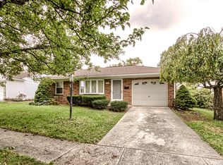 32 Country Club Pl W, Camp Hill, PA 17011