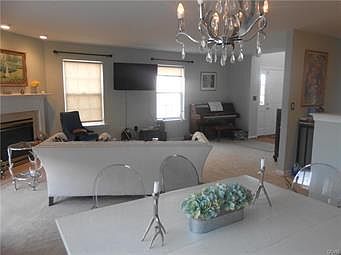 4th image of 6814 Hunt Dr